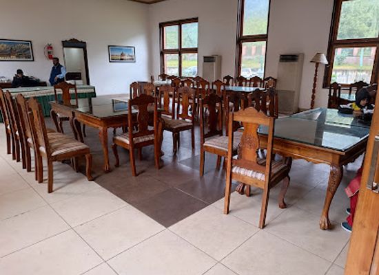 india/pahalgam/bar/zaika-restaurant
