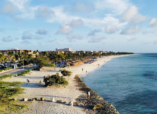 aruba/eagle-beach/bar/the-oasis