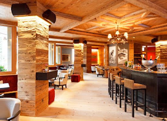 switzerland/klosters/bar/bar-s-cafe-bistro-lounge