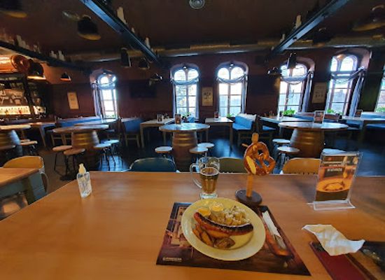 romania/prahova-valley/bar/curtea-berarilor