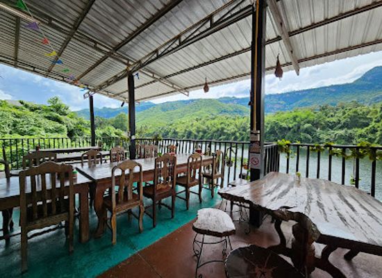 thailand/erawan-national-park/bar/phungoen-resort