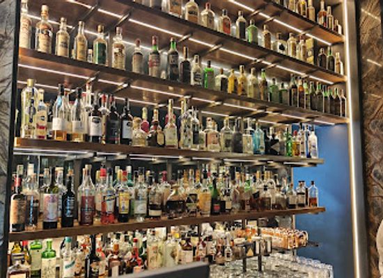 portugal/porto/baixa/bar/the-royal-cocktail-club
