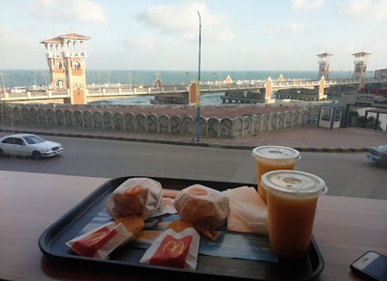 egypt/alexandria/stanley/bar/mcdonald-s