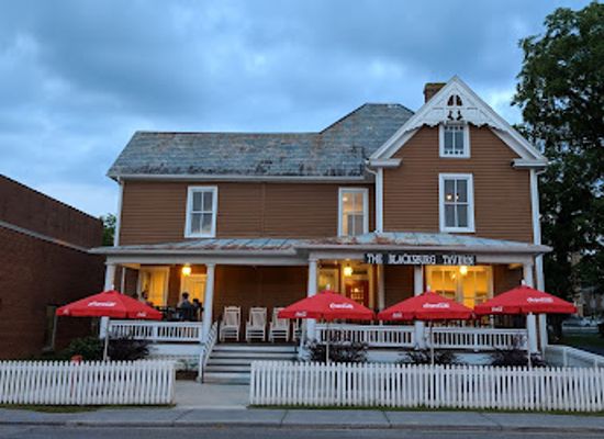 virginia/blacksburg/bar/the-blacksburg-tavern
