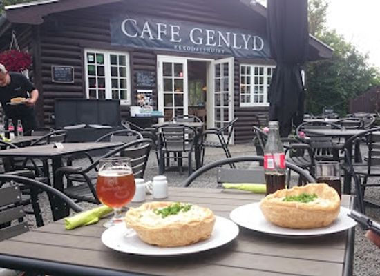 denmark/bornholm/restaurant/restaurant-ekkodalshuset