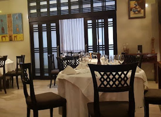 gabon/plateaux-bateke/bar/idiora-restaurant-bar