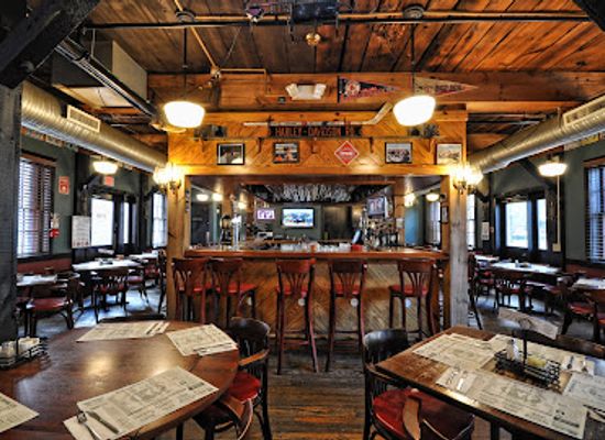 massachusetts/mohawk-trail-state-forest/bar/freight-yard-pub