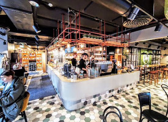 finland/lahti/bar/wine-cafe-olavi