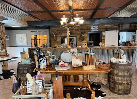 kansas/chautauqua-hills/bar/t-bar-mercantile