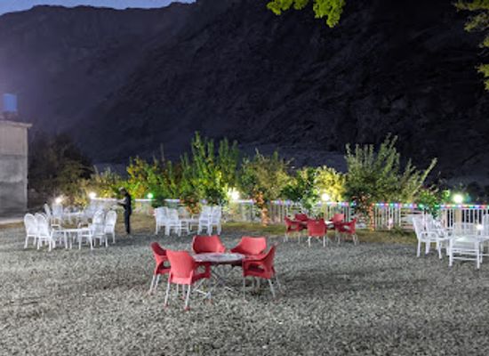 pakistan/phandar-valley/bar/henzal-bayak-shinwari