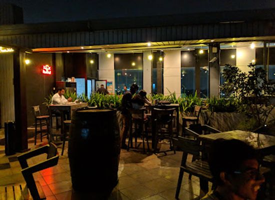 sri-lanka/up-country/bar/ace-pub