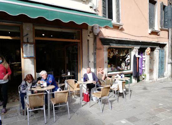 italy/venice/santa-croce/bar/easy-bar