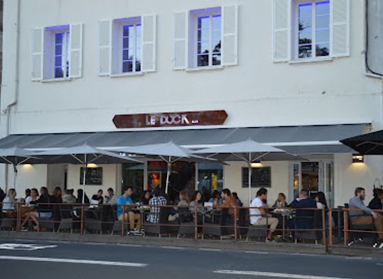 france/la-rochelle/bar/le-dock-cafe