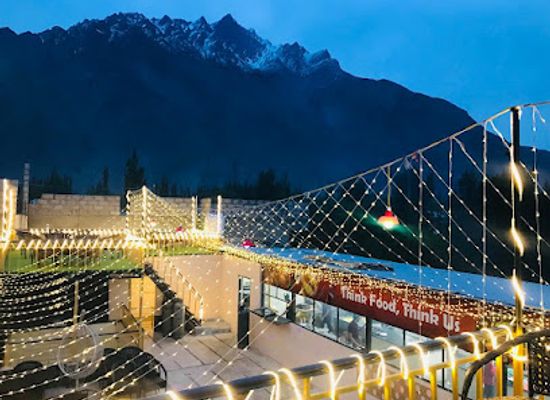 pakistan/deosai-national-park/bar/indus-lodges-skardu