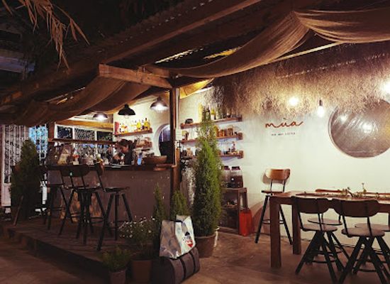 vietnam/da-lat/bar/ghe