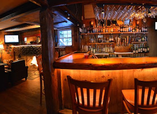 vermont/sugarbush-resort/bar/hyde-away