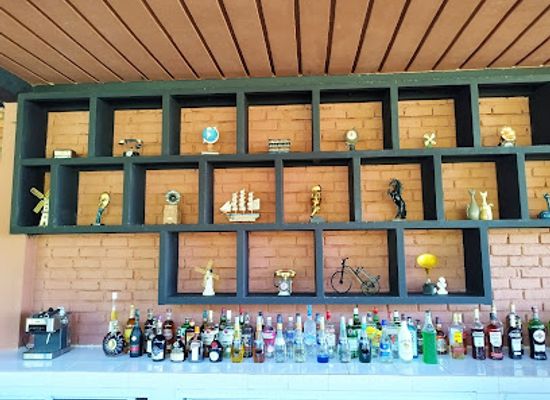 myanmar-burma/ayeyarwady-region/bar/surf-point-restaurant-bar