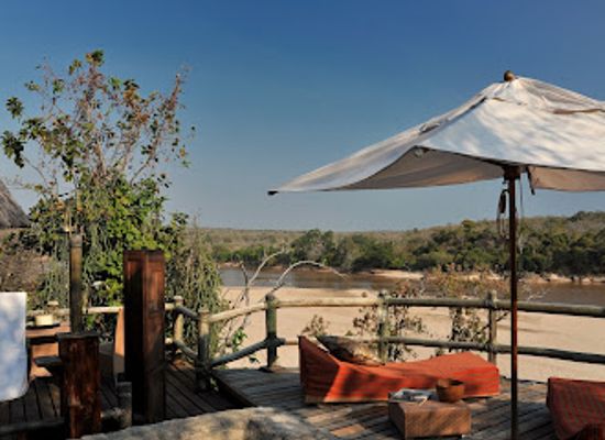 tanzania/selous-game-reserve/bar/serena-mivumo-river-lodge