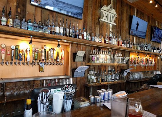 colorado/high-plains/bar/tap-fourteen-rooftop-beer-garden