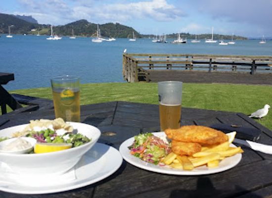new-zealand/northland/bar/parua-bay-tavern