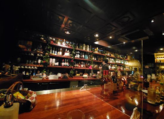 south-korea/yeongdong-region/bar/alice-cheongdam