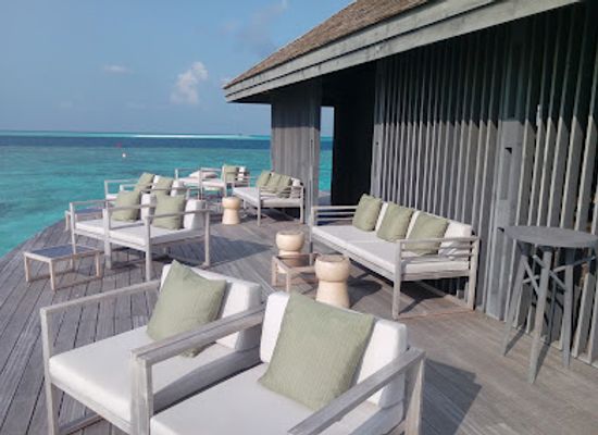 maldives/lhaviyani-atoll/bar/champagne-pavilion