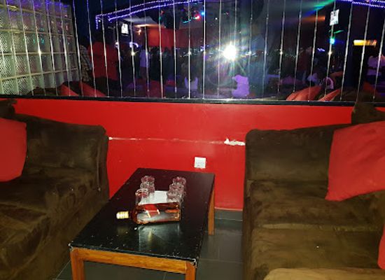 guinea-bissau/cantanhez-forest-national-park/bar/discoteca-tabanka