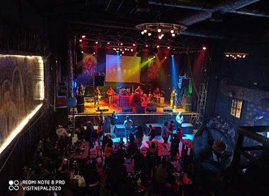 nepal/pokhara/gupteshwor-cave/bar/rolling-stones-rock-bar
