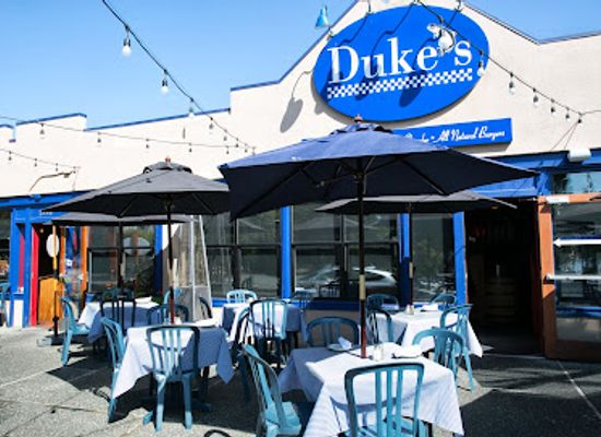 alaska/north-slope/bar/duke-s-seafood-greenlake