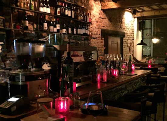 netherlands/utrecht/bar/talud9-wijnbar