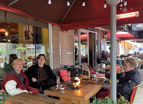 netherlands/utrechtse-heuvelrug/bar/gasterij-de-kluis