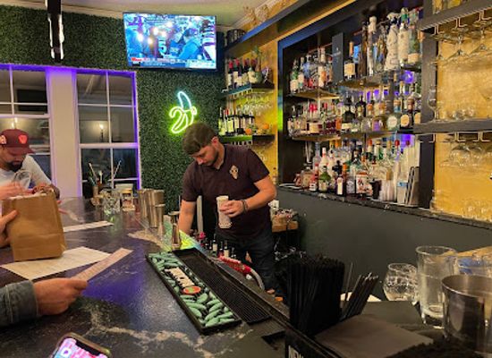 florida/mount-dora/bar/the-funky-monkey