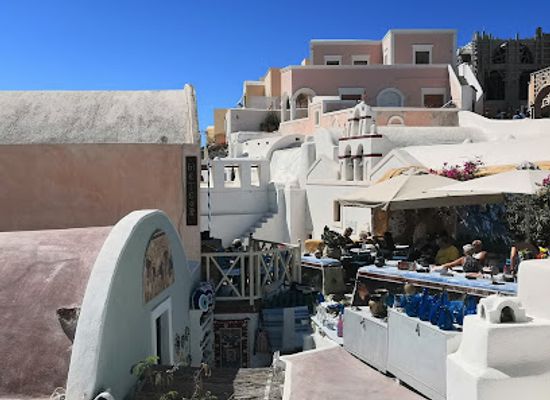 greece/santorini/oia/bar/hassapiko