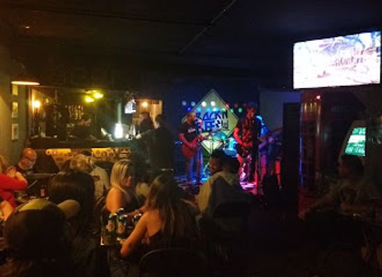 brazil/serra-do-mar/bar/rock-n-beer-pub