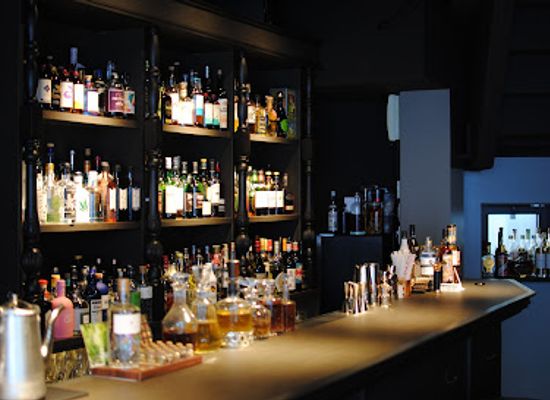 japan/hiroshima/hiroshima-peace-memorial-park/bar/pub-and-bar-pic