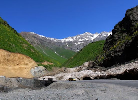 tajikistan/iskanderkul-lake/bar/guly-s-bar-khushori