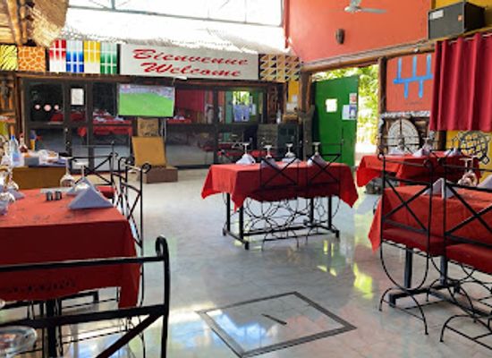 mali/bamako/bar/kora