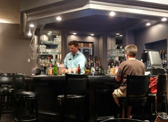 iowa/decorah/bar/hotel-winneshiek-bar