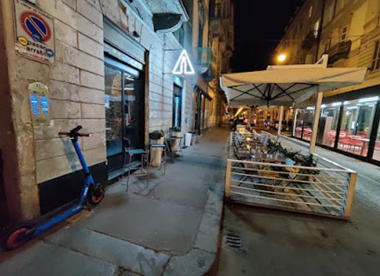 italy/turin/san-salvario/bar/korova-wine-bar-cocktail-bar