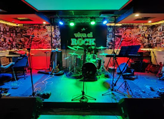 panama/embera-wounaan-comarca/bar/rock-and-beer