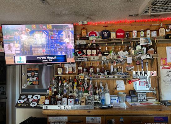 wyoming/cody/bar/3h-bar-and-liquors-bull-sitter-lounge