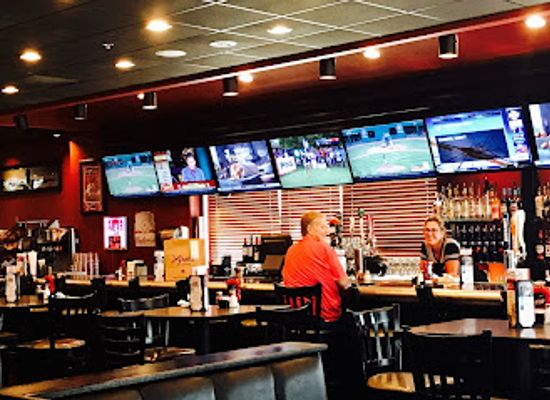 oklahoma/broken-arrow/bar/louie-s-grill-bar