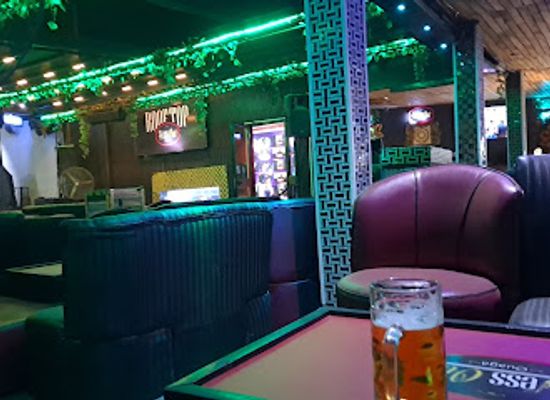 burkina-faso/centre/bar/stress-out