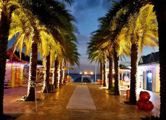 sint-maarten/dawn-beach/bar/layback-beach-bar-grill