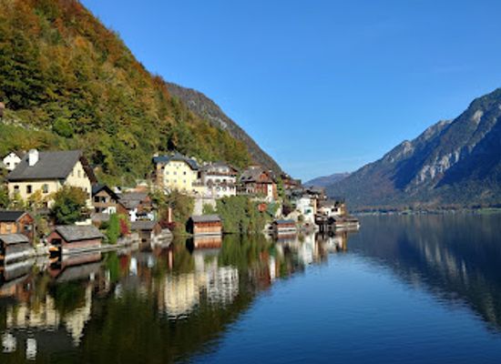 austria/salzkammergut-lakes/bar/schirmbar-hallstatt-umbrella-bar-hallstatt