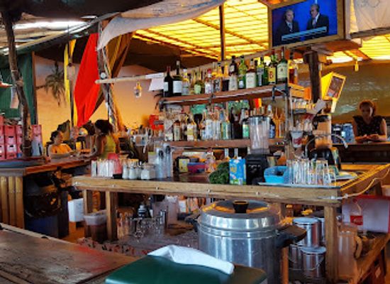 costa-rica/caribbean-coast/bar/hot-rocks