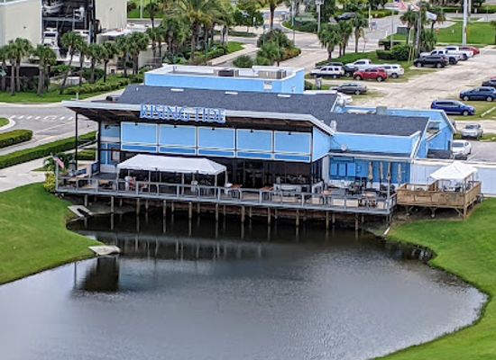 florida/cape-canaveral/bar/rising-tide-tap-table