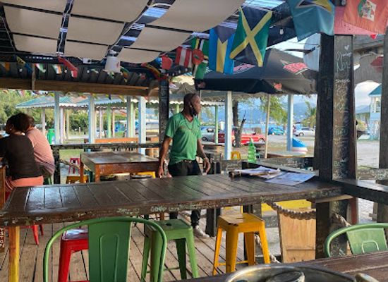saint-lucia/pigeon-island-national-park/bar/joe-s-grill-and-chill