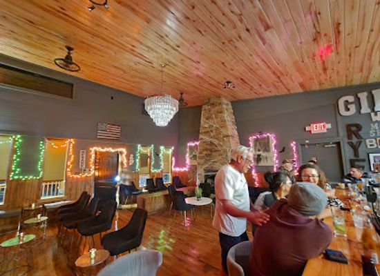 oklahoma/beavers-bend-state-park/bar/the-tasting-room