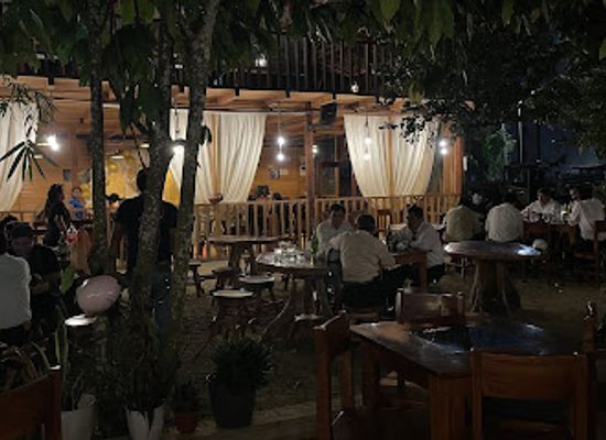 peru/madre-de-dios/bar/pusharo-resto-bar